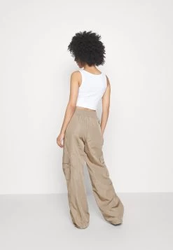 Pantalones Cargo -Beige -Estilo Urbano Ventas 23d8979d429c443eac6be2a4aa46ccae