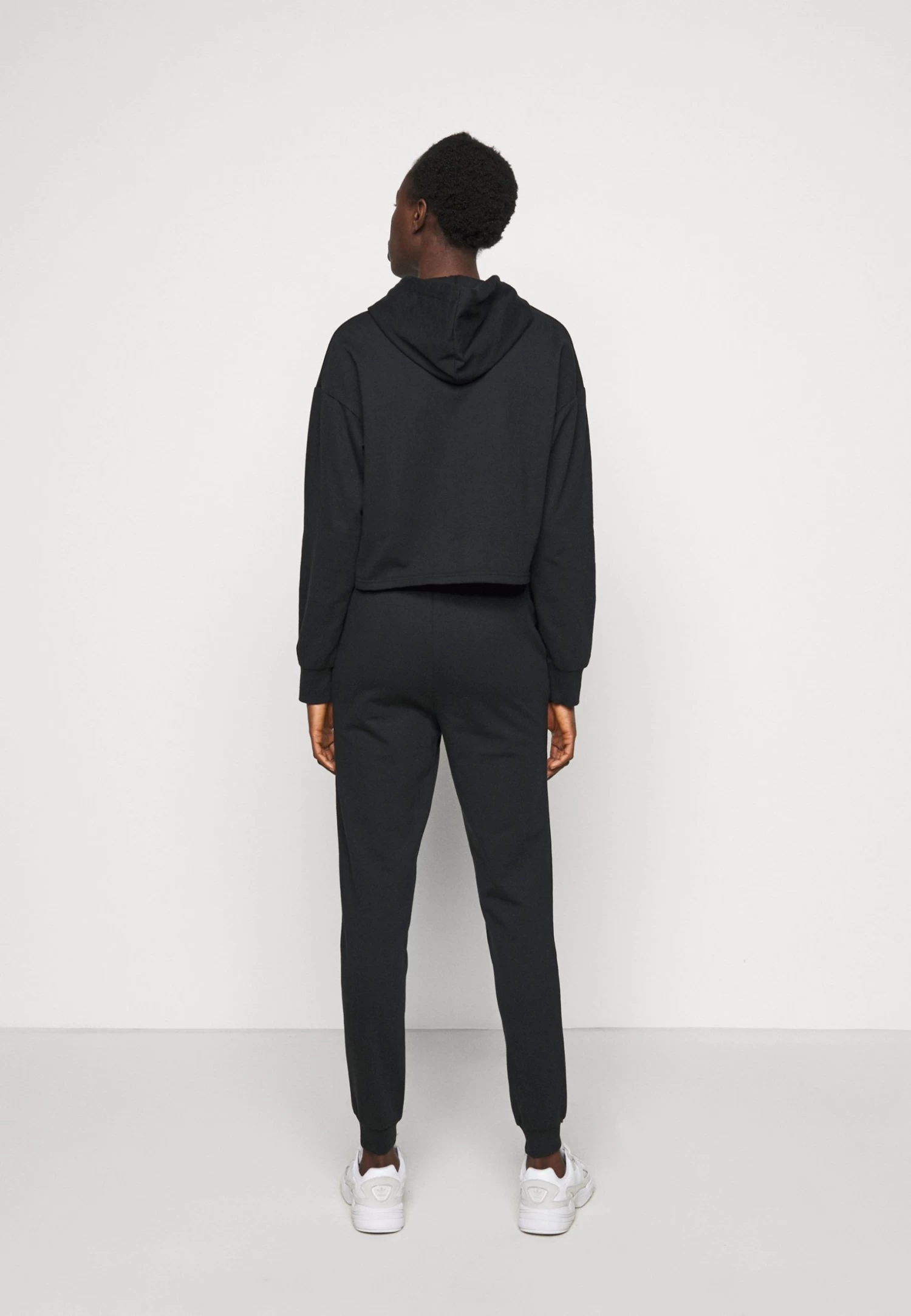 Set - Chándal - Black 6 Set - Chándal - Black - Imagen 6