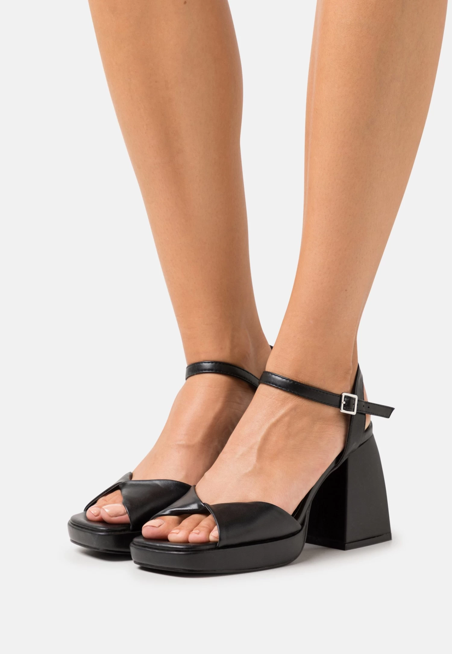 Sandalias Con Plataforma - Black 1 Sandalias Con Plataforma - Black