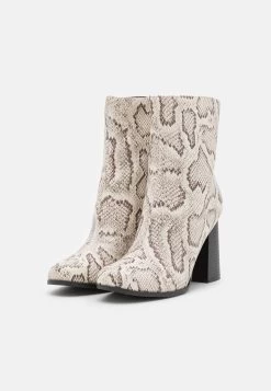 Botines - Multi-Coloured -Estilo Urbano Ventas 67052acff66a4c98a5ad6a5e51f22c7a