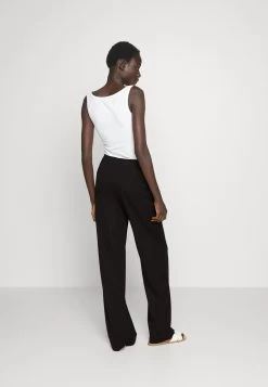 Business Casual Wide Legs With Front Pleats- Pantalones - Black -Estilo Urbano Ventas 67b1db6d9e6f407a9a6639a04fb64a02