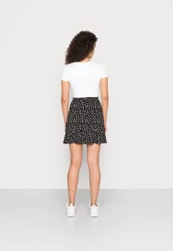 Even&Odd Mini Skirt With Volant - Falda Acampanada - Black/White -Estilo Urbano Ventas 8378b46116d24880bbe73b772a543adf