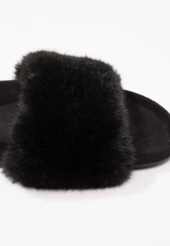 Even&Odd Pantuflas - Black -Estilo Urbano Ventas 8b2026013cd64fa38ae0557be745ebc2