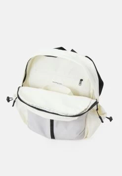 Even&Odd Mochila - Grey -Estilo Urbano Ventas 91bd79698a104b6db6667419b0f0d8b9