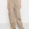 Pantalones Cargo -Beige