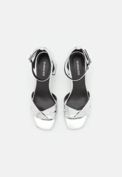 Sandalias - Silver 11 Sandalias - Silver -Estilo Urbano Ventas 97baa78a4917410586549e51bb1aa6b8