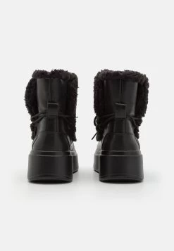 Even&Odd Botines De Cuña - Black -Estilo Urbano Ventas a8f489c279f7421996862c51e01a22cd