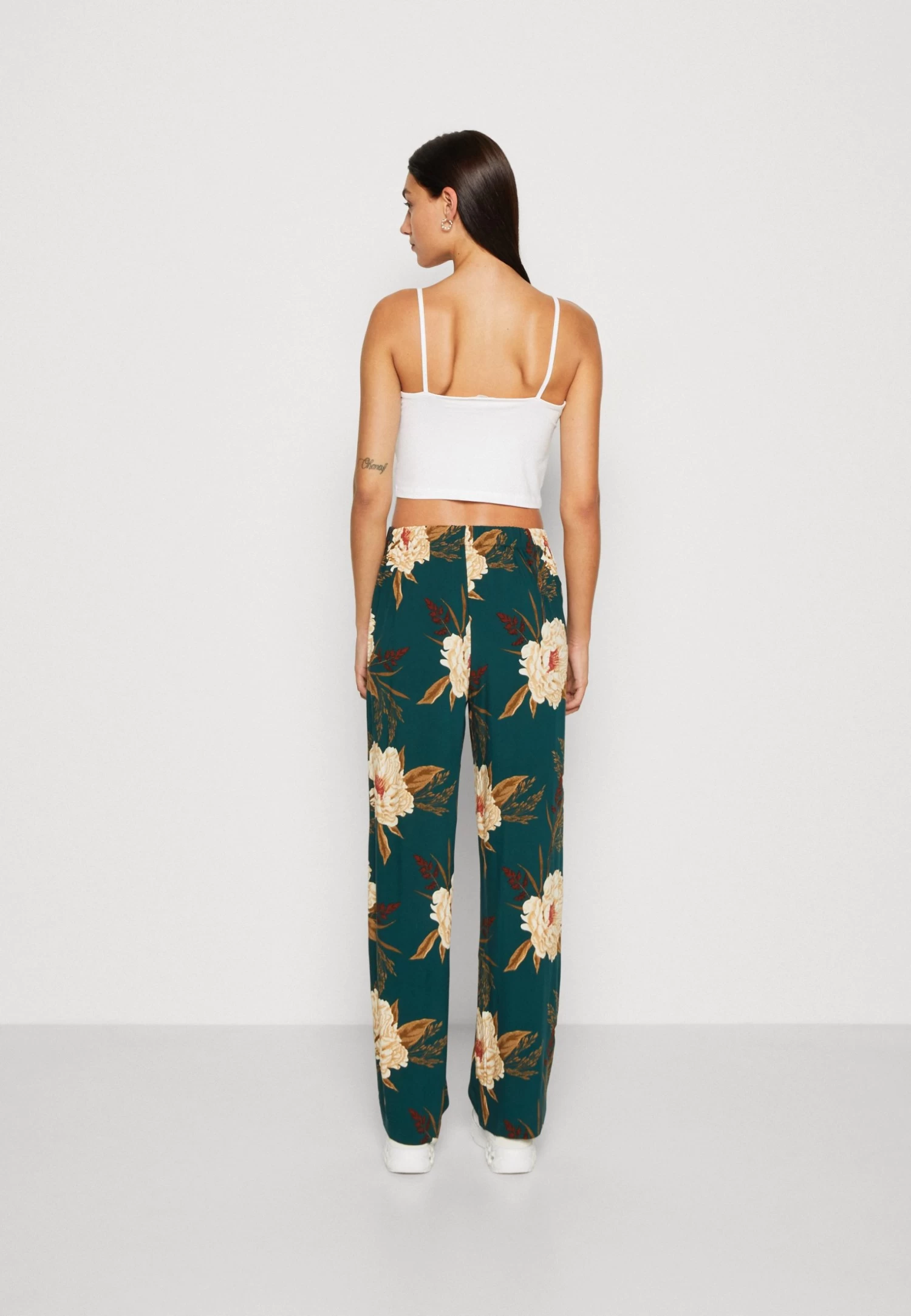 Even&Odd 2 Pack - Top - White/Dark Blue 3 Even&Odd 2 Pack - Top - White/Dark Blue - Imagen 3