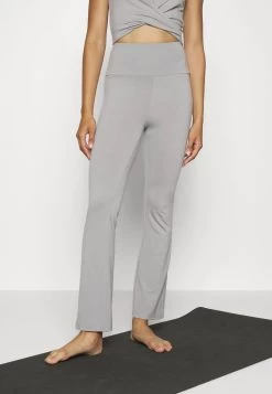 Estilo Urbano Ventas 29 Medias - Taupe