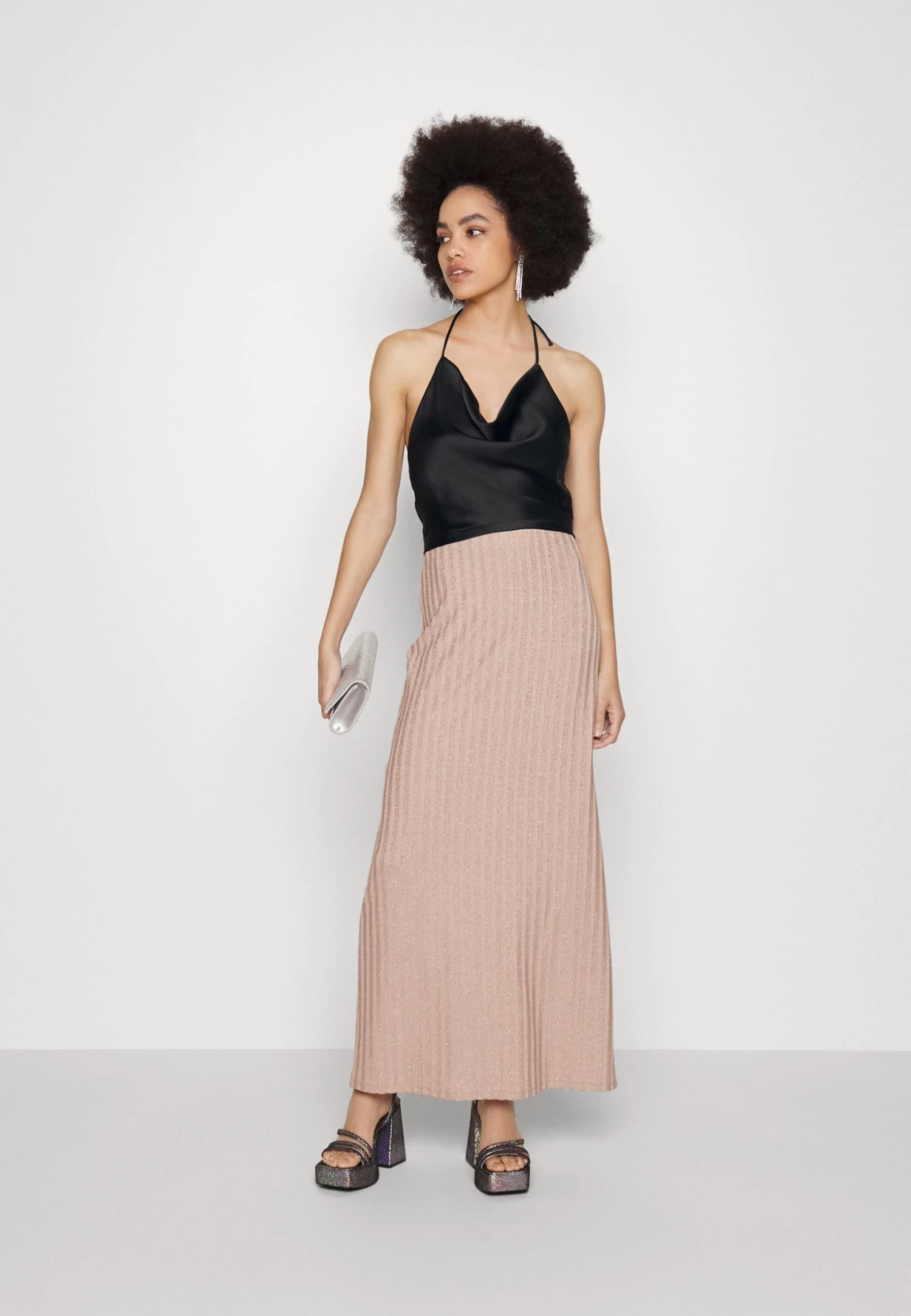 Even&Odd Top - Black 2 Even&Odd Top - Black - Imagen 2