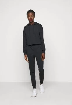 Set - Chándal - Black