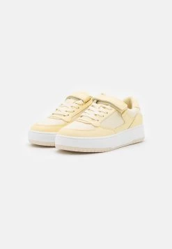 Even&Odd Zapatillas - Yellow -Estilo Urbano Ventas c9c1319710ef42f992bd8e675da8ec0d