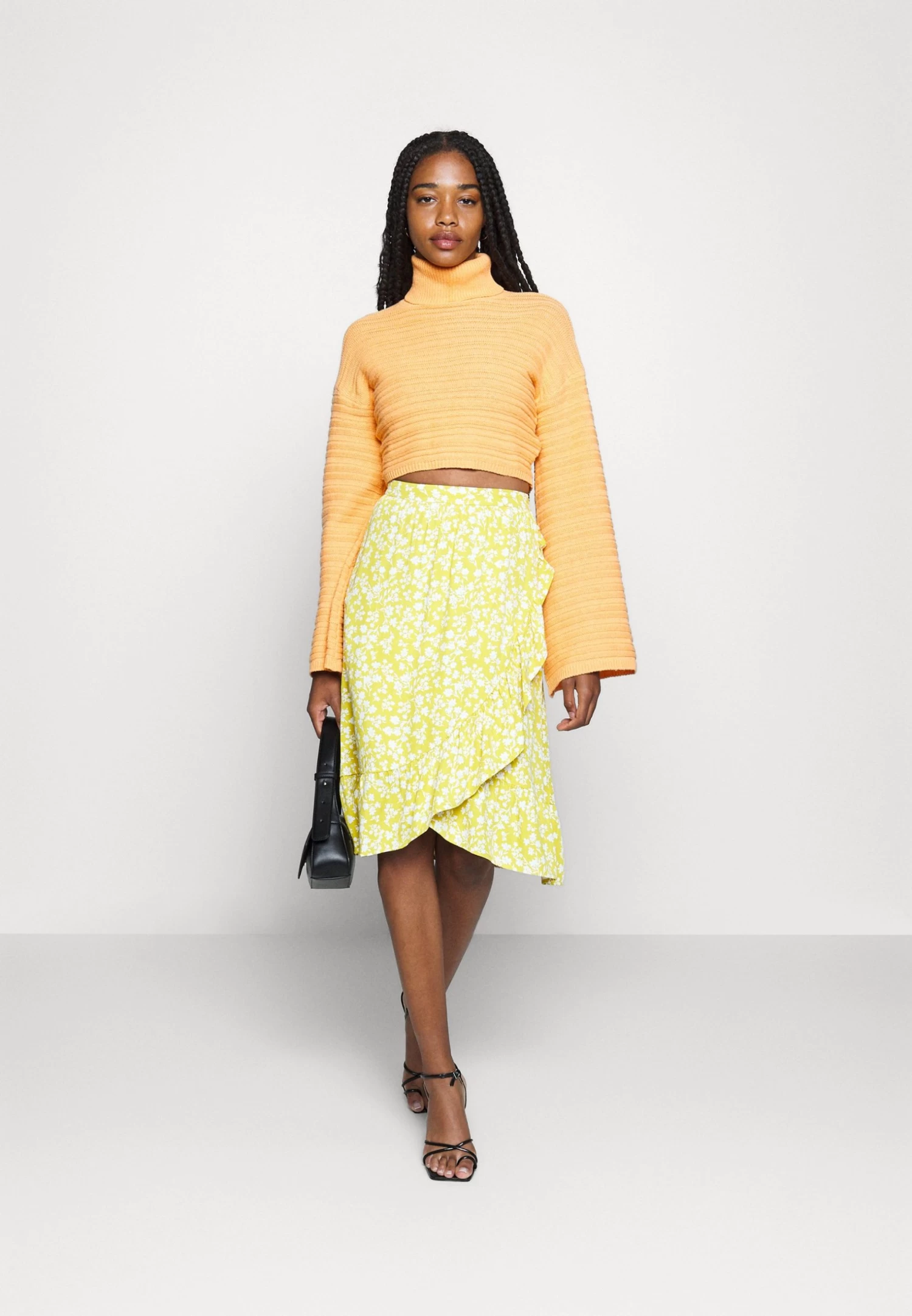 Even&Odd Falda Acampanada - Light Green/White 2 Even&Odd Falda Acampanada - Light Green/White - Imagen 2