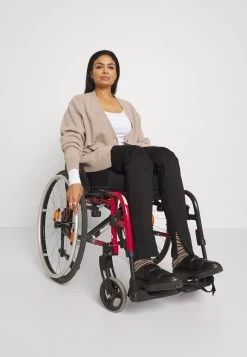 Even&Odd Vaqueros Pitillo - Black Denim -Estilo Urbano Ventas cbb103789f234e4ba609543658ed2278