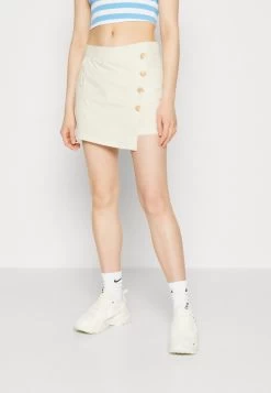 Even&Odd Shorts - Off-White
