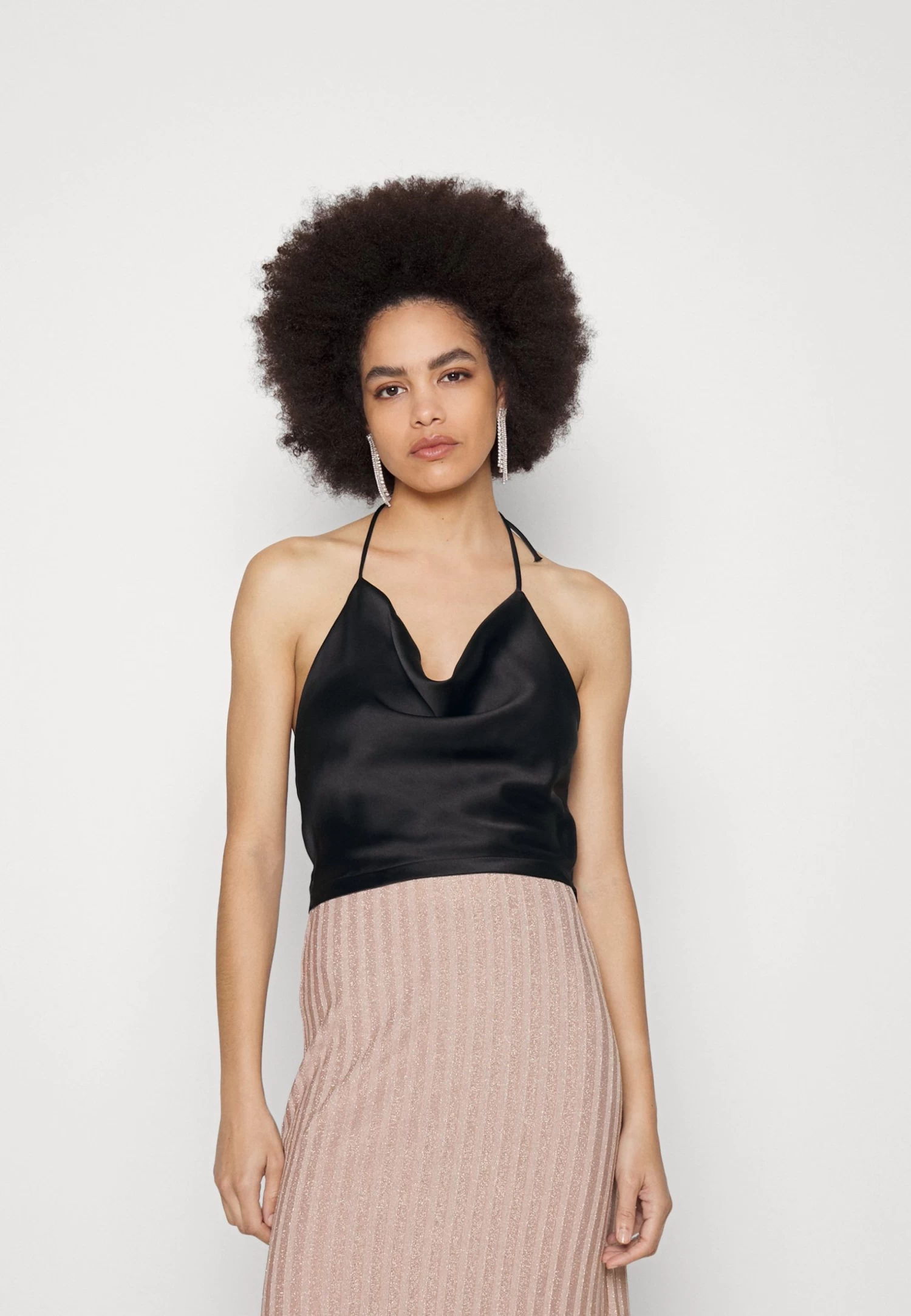 Even&Odd Top - Black 1 Even&Odd Top - Black