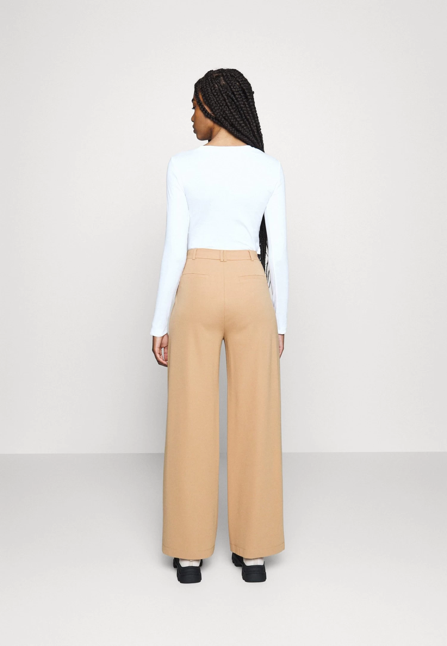 Even&Odd Pantalones - Beige 3 Even&Odd Pantalones - Beige - Imagen 3