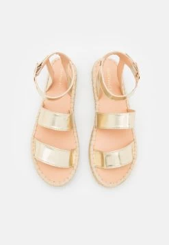 Sandalias Con Plataforma - Gold -Estilo Urbano Ventas fd84d50a8ab14a8e98d353db4b2d3f6e